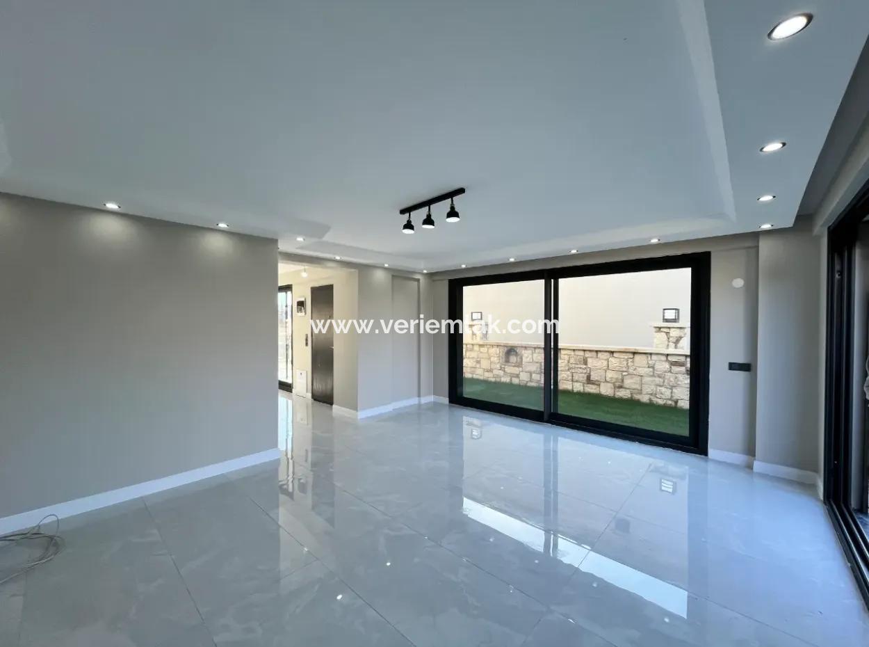 Make Your Dreams Come True With A Stone Villa Adjacent To The Sea