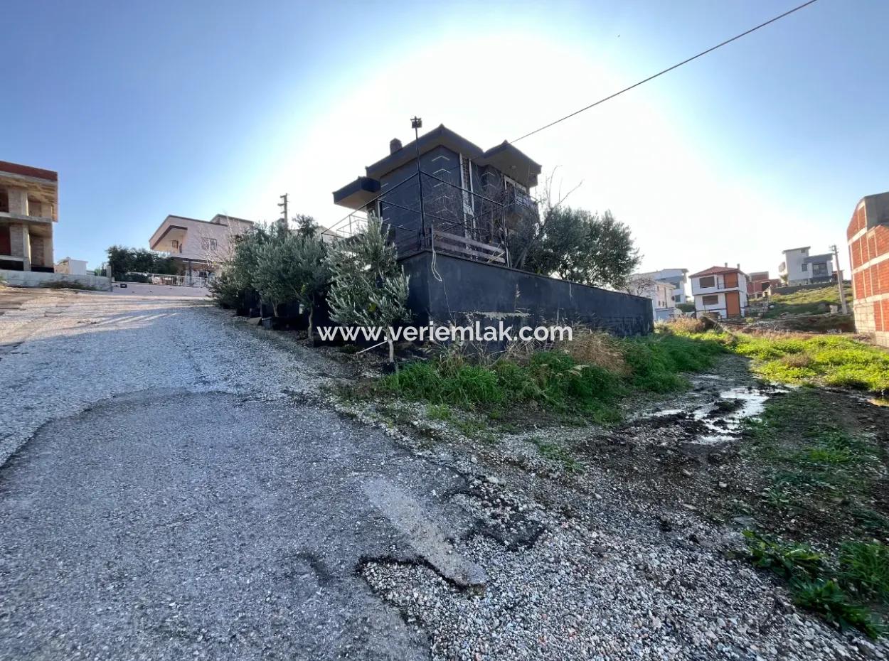 Villa Zoned Land Opportunity In Seferihisar Akarca