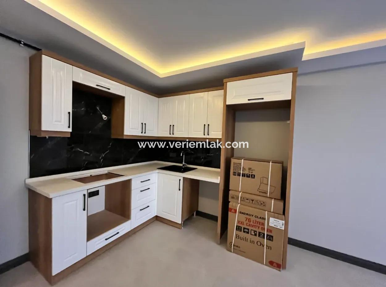 1 1 Apartment In The Center Of Seferihisar!