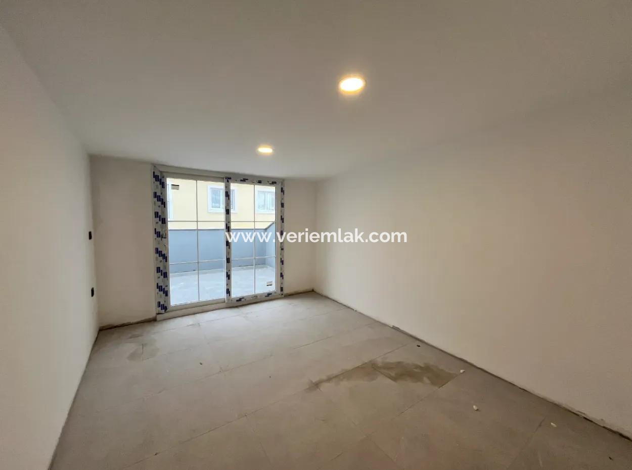 4 1 Terraced Duplex Apartment In Seferihisar Bazaar Center!