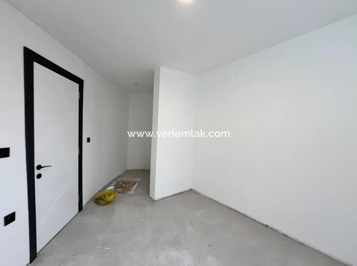 4 1 Terraced Duplex Apartment In Seferihisar Bazaar Center!