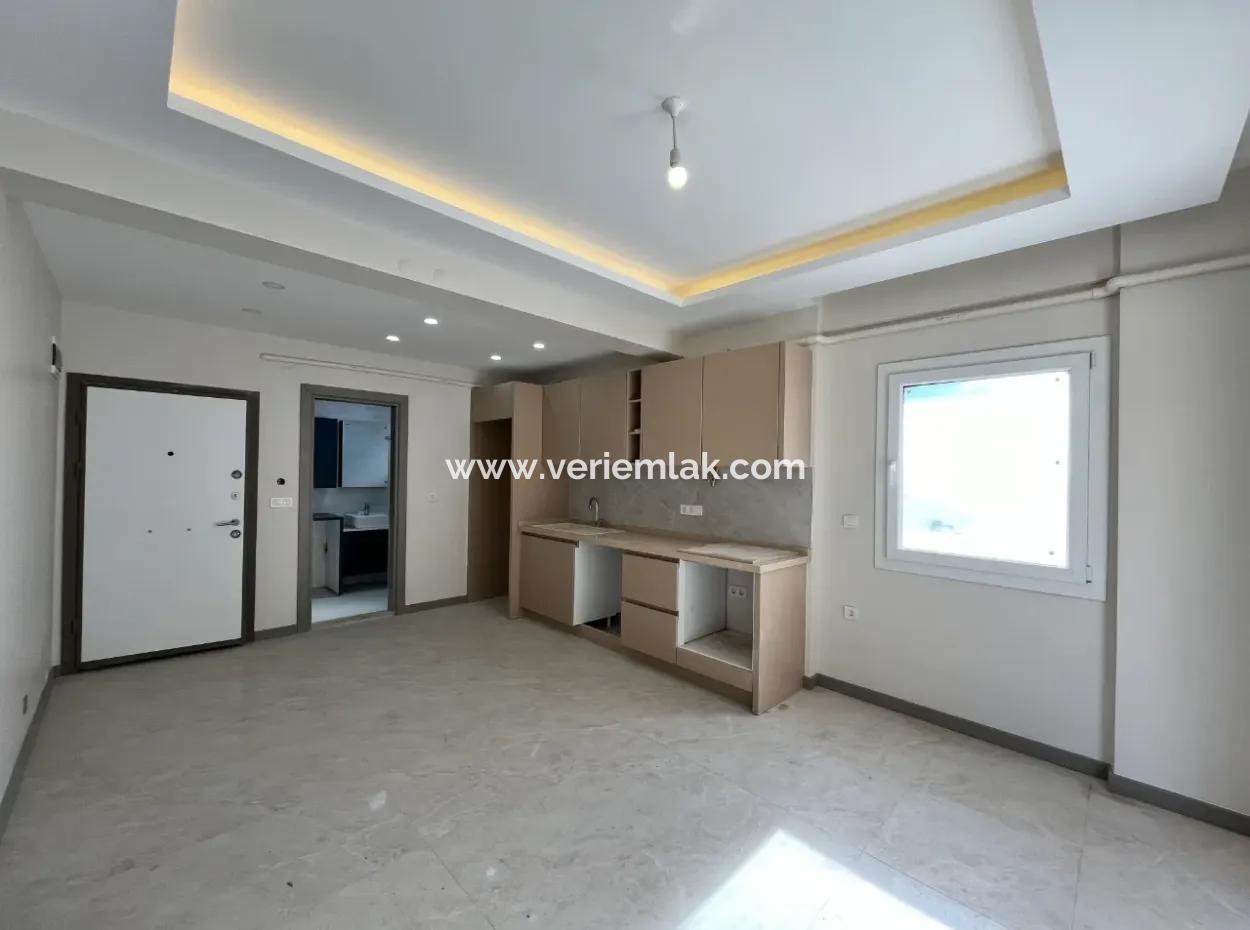 1 1 Apartment With Garden Near Luwi Bazaar In Çolakibrahimbey District!