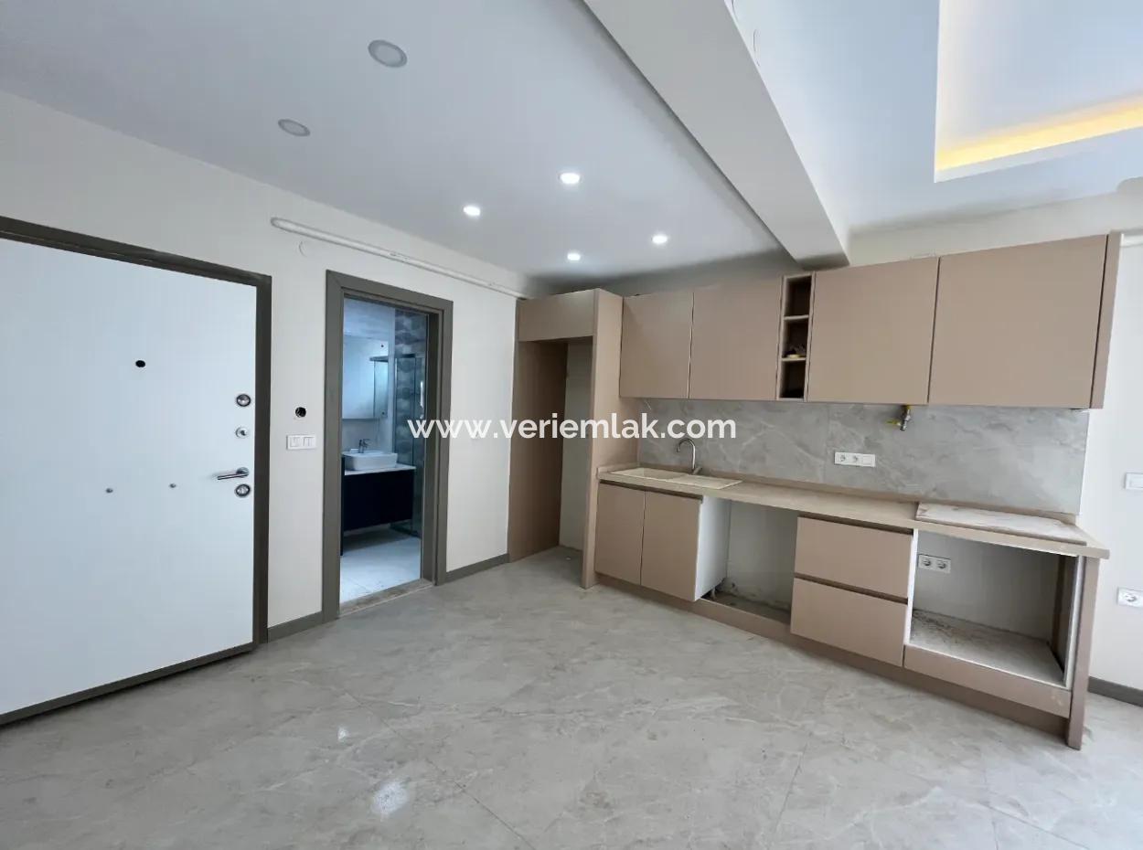 1 1 Apartment With Garden Near Luwi Bazaar In Çolakibrahimbey District!