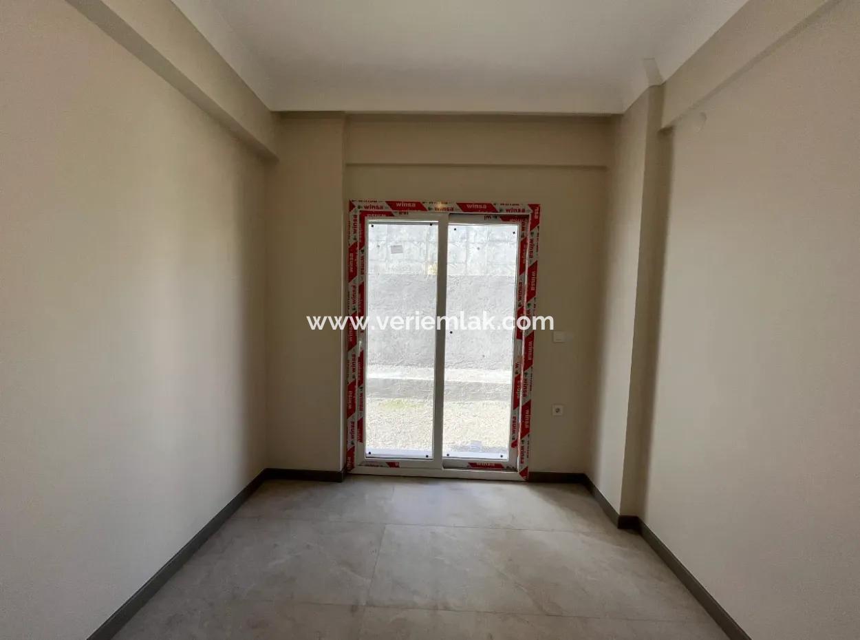 1 1 Apartment With Garden Near Luwi Bazaar In Çolakibrahimbey District!