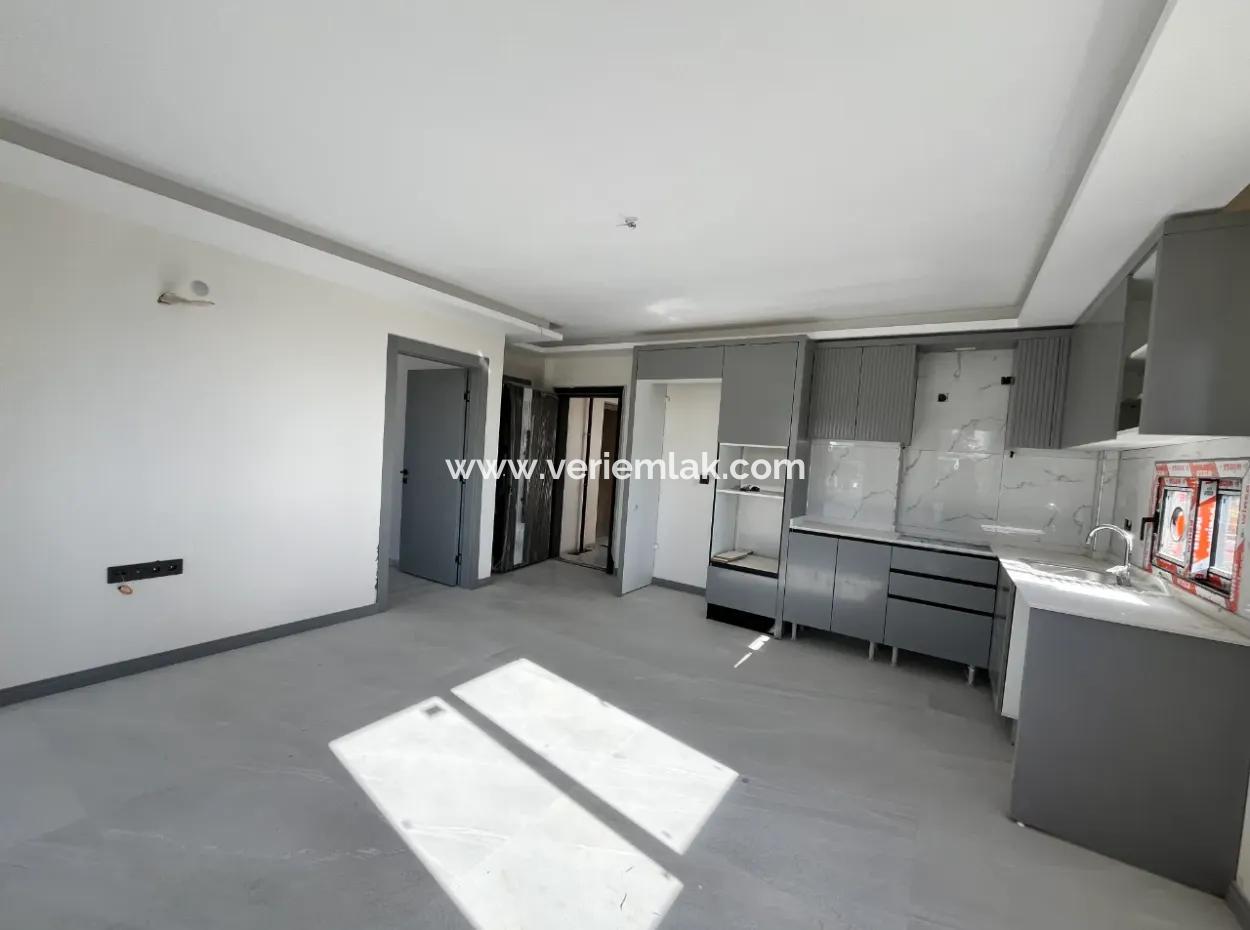 Luxury And Modern 1 1 Apartments In Seferihisar Çolakibrahimbey Neighborhood