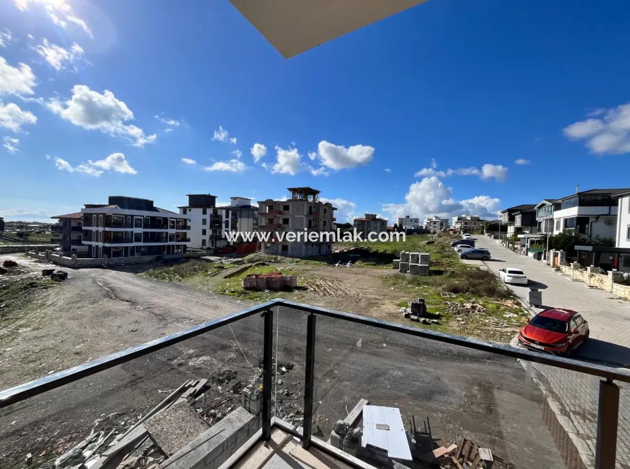 Luxury And Modern 1 1 Apartments In Seferihisar Çolakibrahimbey Neighborhood