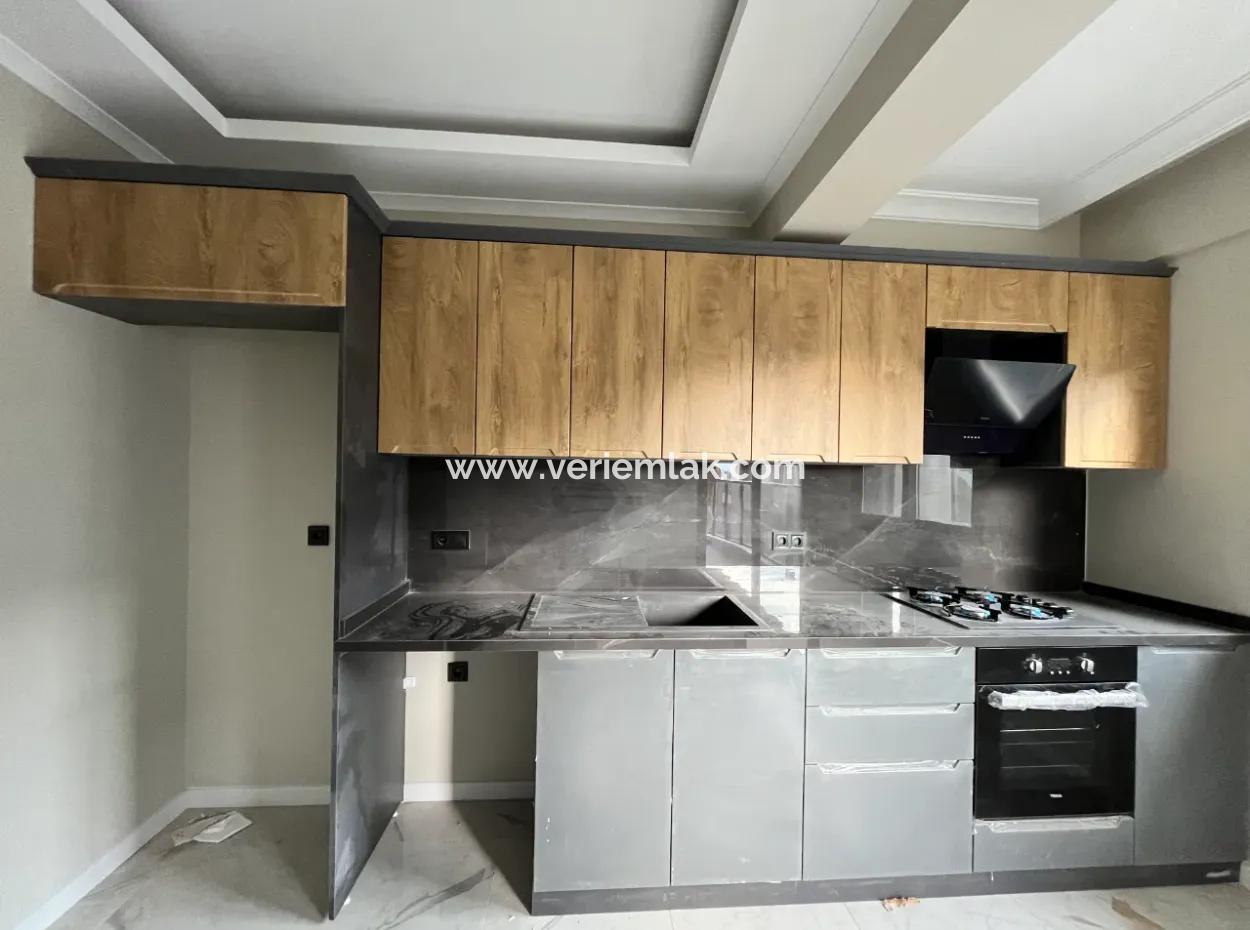 3 1 Mezzanine Spacious Apartment In Seferihisar Camikebir Neighborhood With Garden, Pool And Security!