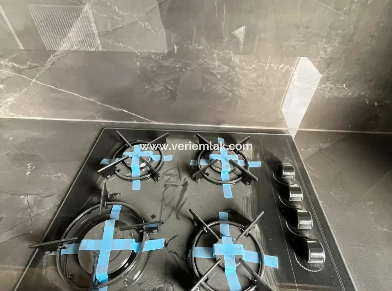 3 1 Mezzanine Spacious Apartment In Seferihisar Camikebir Neighborhood With Garden, Pool And Security!