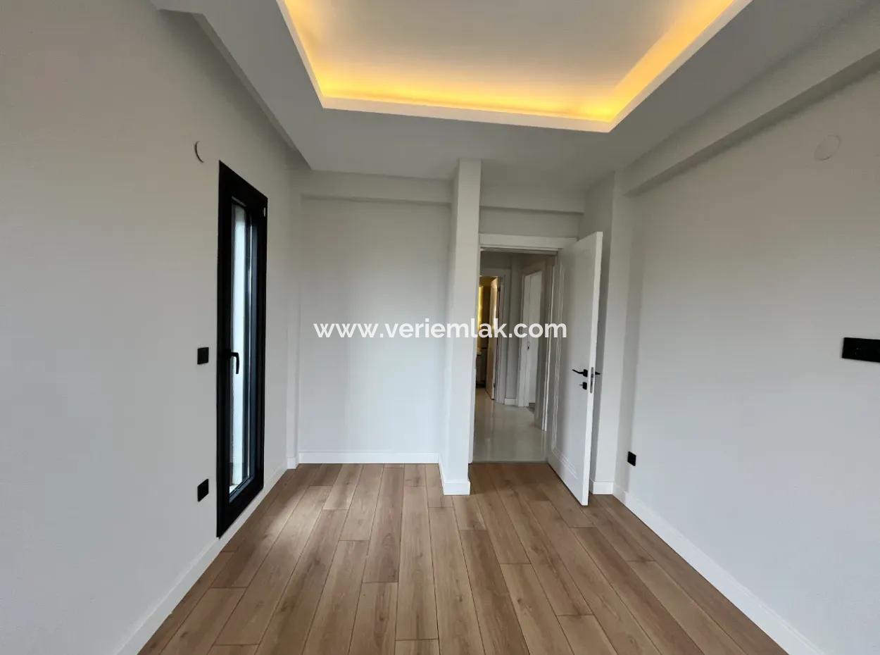 Detached, Pool, Comfortable Life In Seferihisar Hidirlik