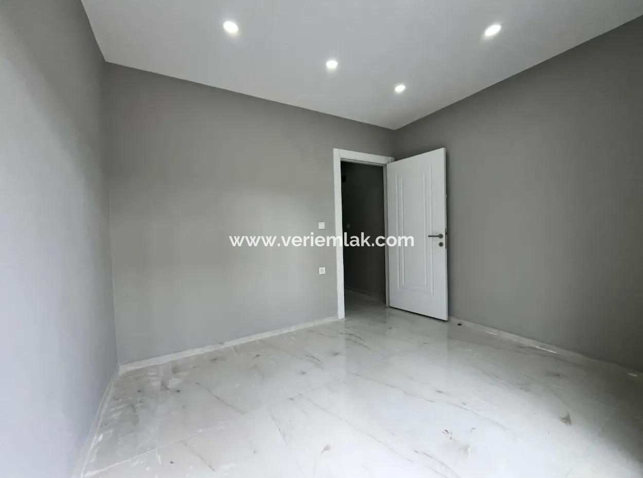 2 1 Duplex With Garden In Seferihisar Çolak İbrahim Bey Neighborhood