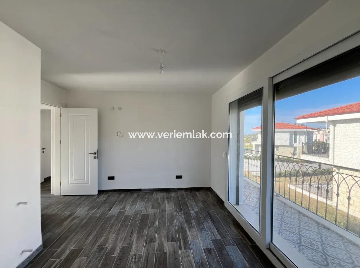 Detached 4 1 Villa In Orşal Bay, Akarca