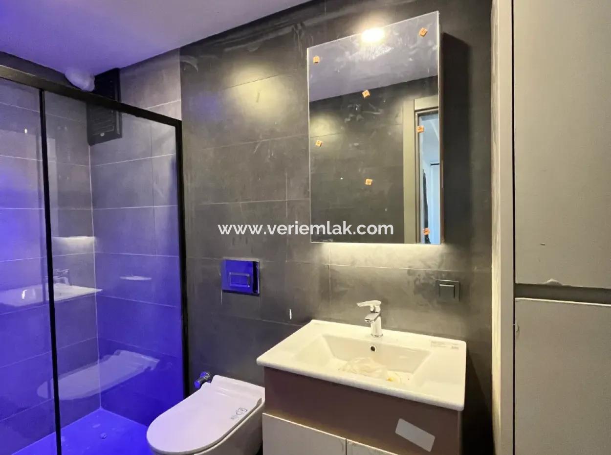 120 M² Large 2 1 Apartment For Sale In Seferihisar Çolakibrahimbey