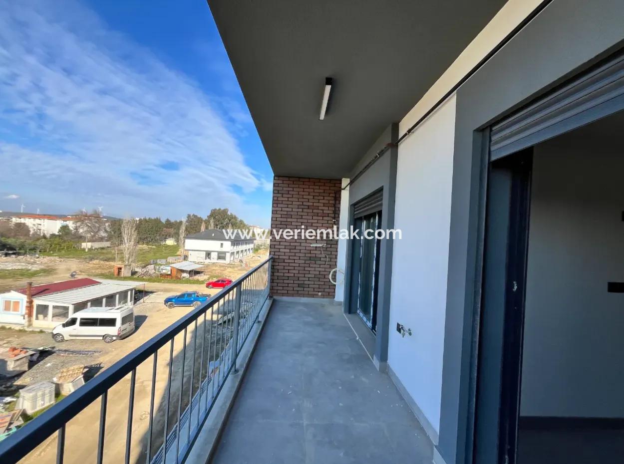 120 M² Large 2 1 Apartment For Sale In Seferihisar Çolakibrahimbey