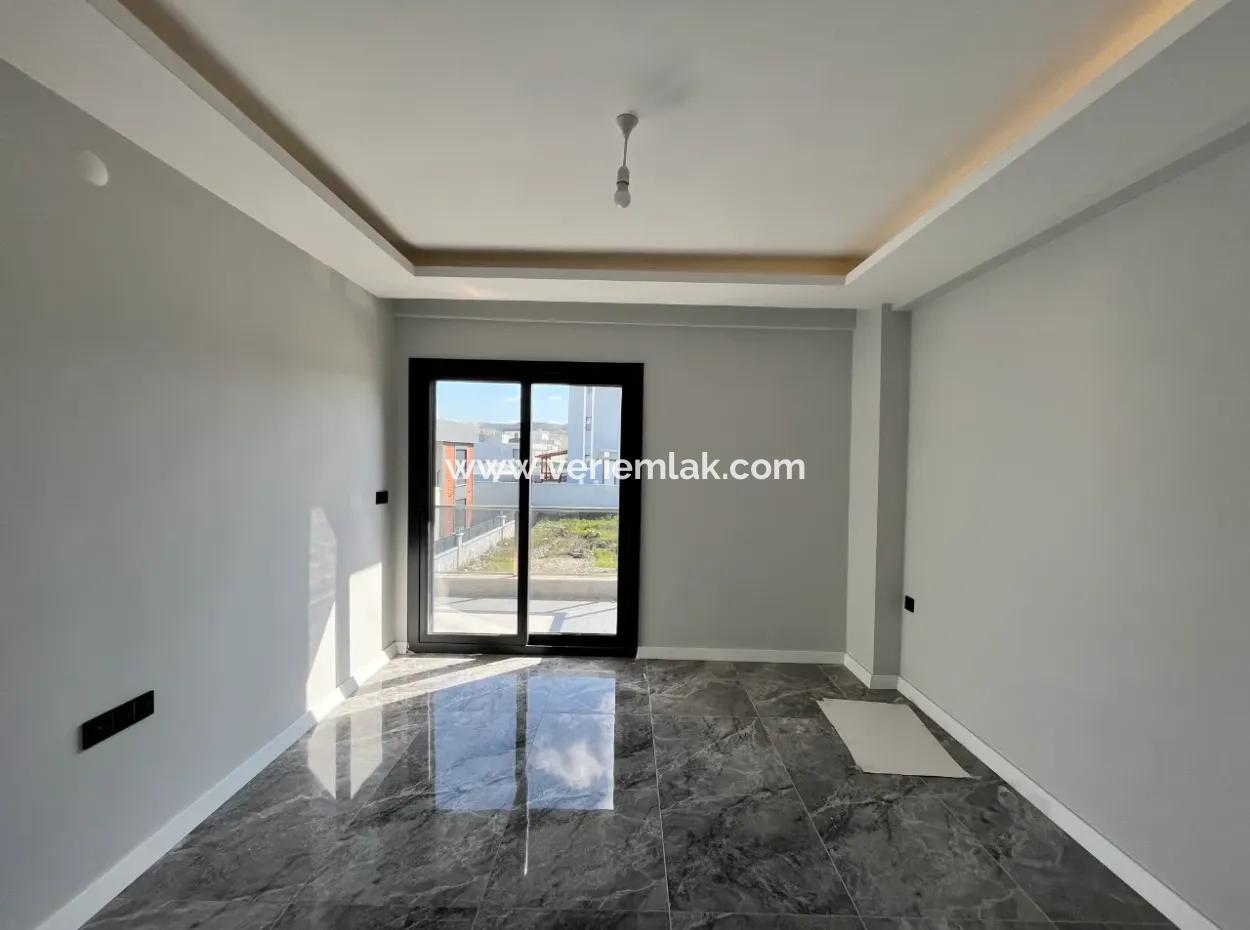 4 Bedrooms 1 Living Room Brand New Villa For Sale With Large Garden In Seferhisar Akarca