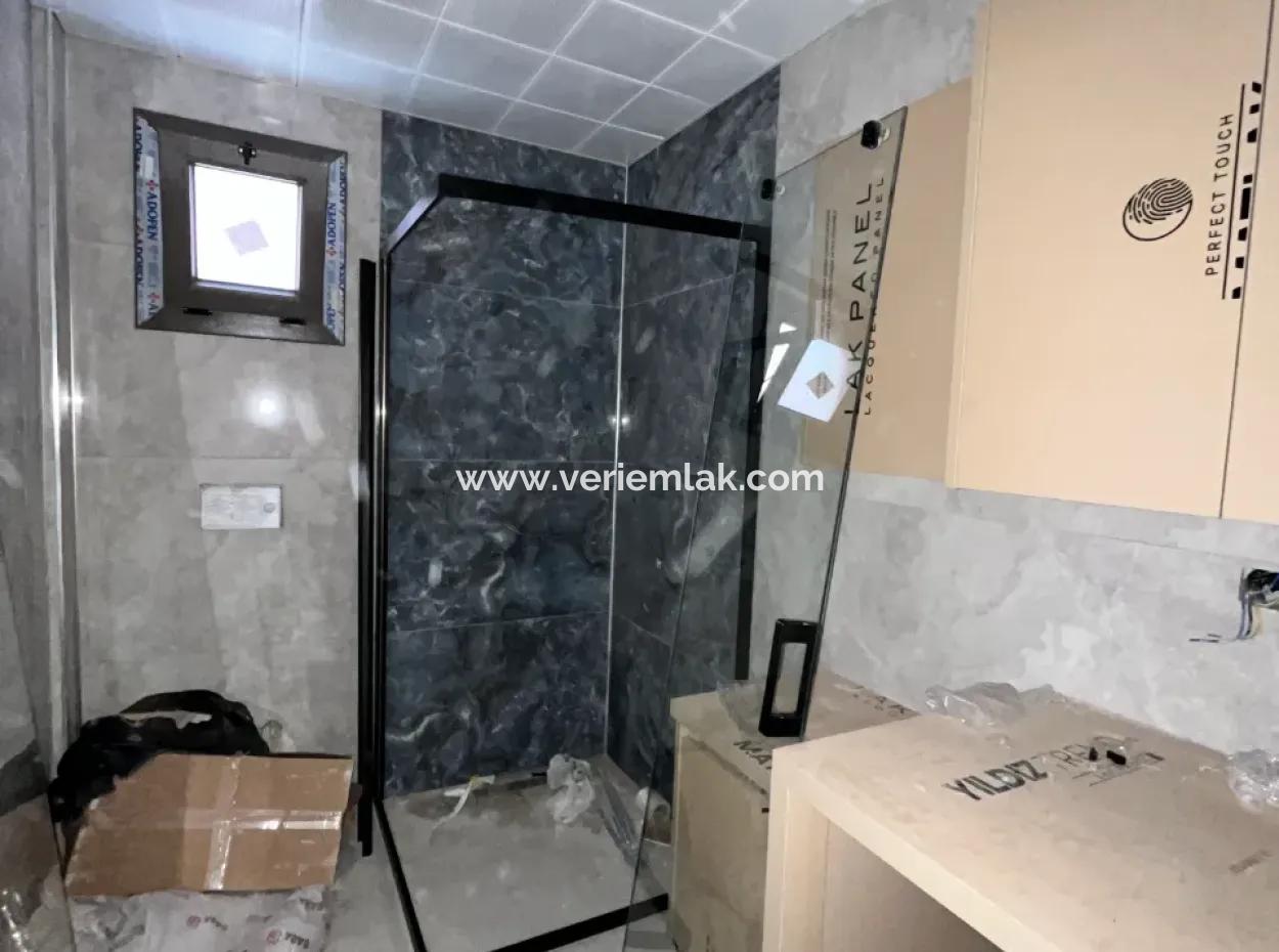 Comfortable And Modern 1 1 Apartment In Seferihisar Center