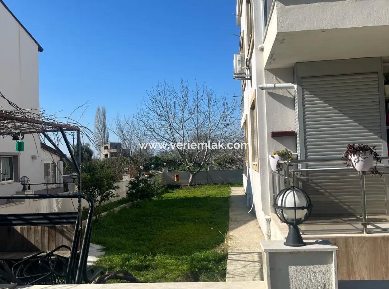 Apartment For Sale In Seferihisar Camikebir Neighborhood With Garden, Separate Nizam 3 1