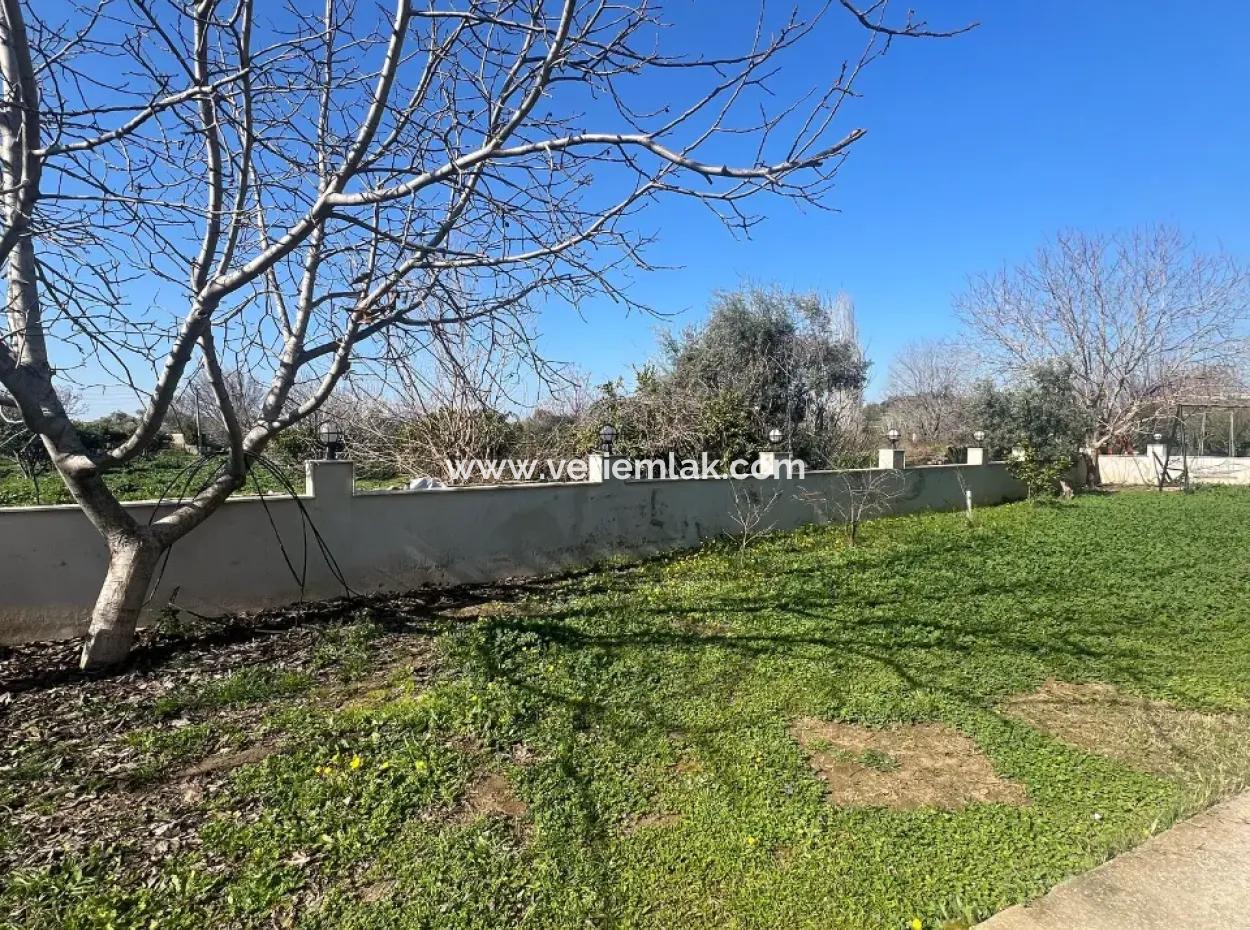 Apartment For Sale In Seferihisar Camikebir Neighborhood With Garden, Separate Nizam 3 1