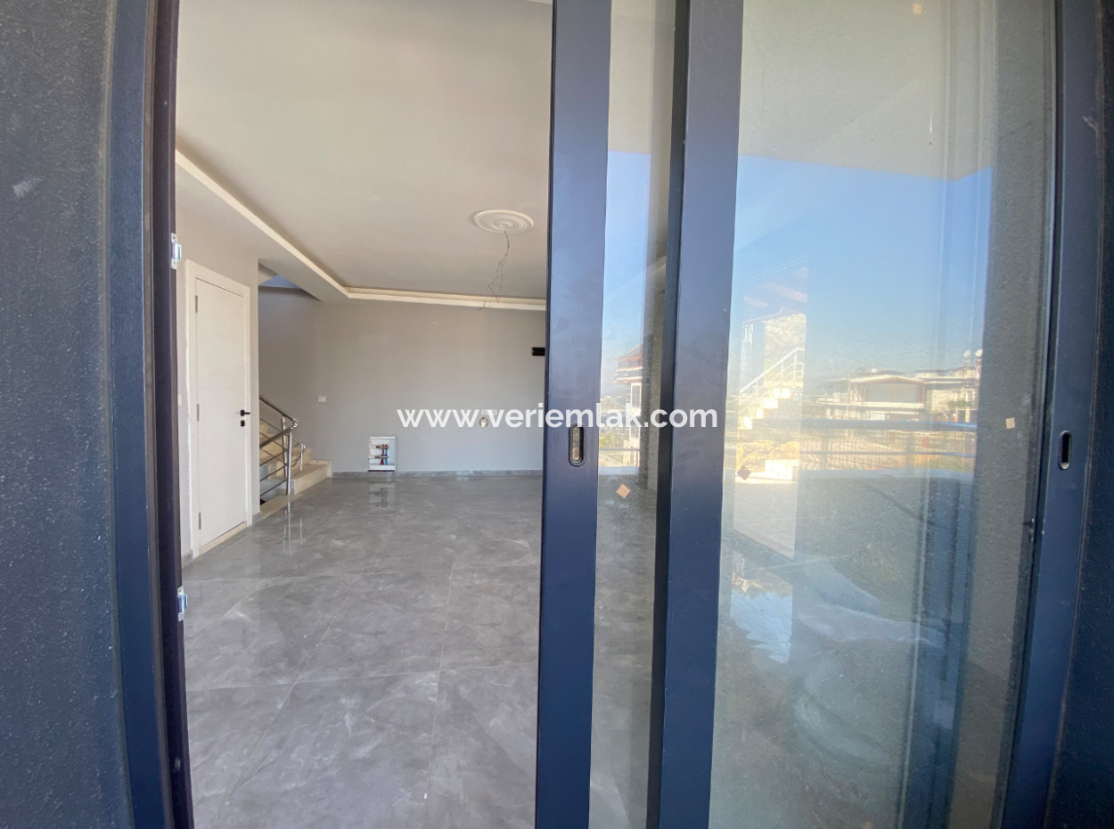 3 1 Villas For Sale In Seferihisar Doğanbey Ar Housing Complex