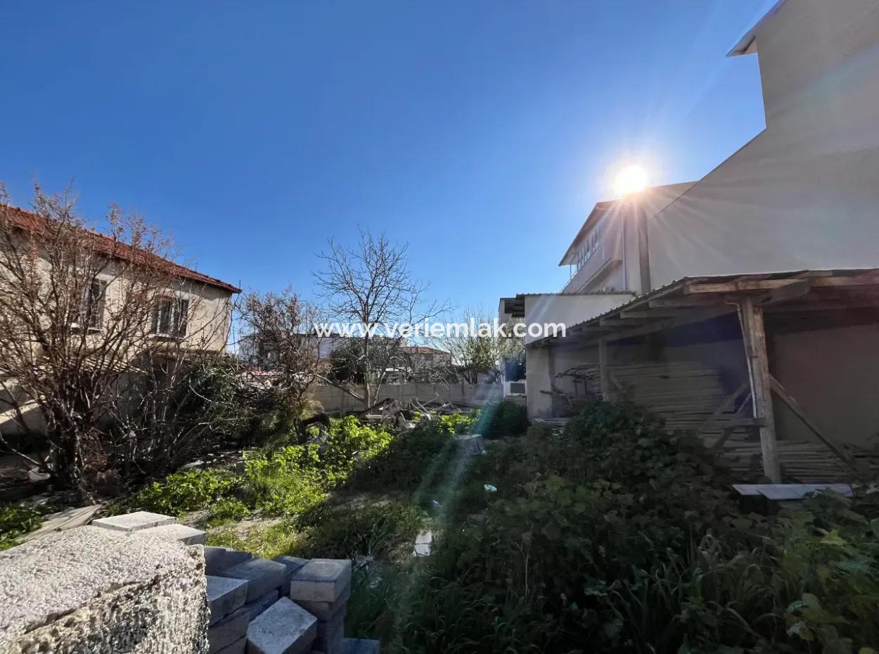 Corner Parcel Suitable For Investment Land For Sale In Seferihisar Çolakibrahimbey Neighborhood!