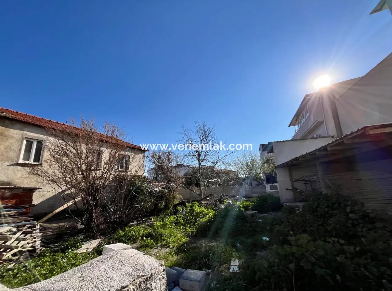 Corner Parcel Suitable For Investment Land For Sale In Seferihisar Çolakibrahimbey Neighborhood!