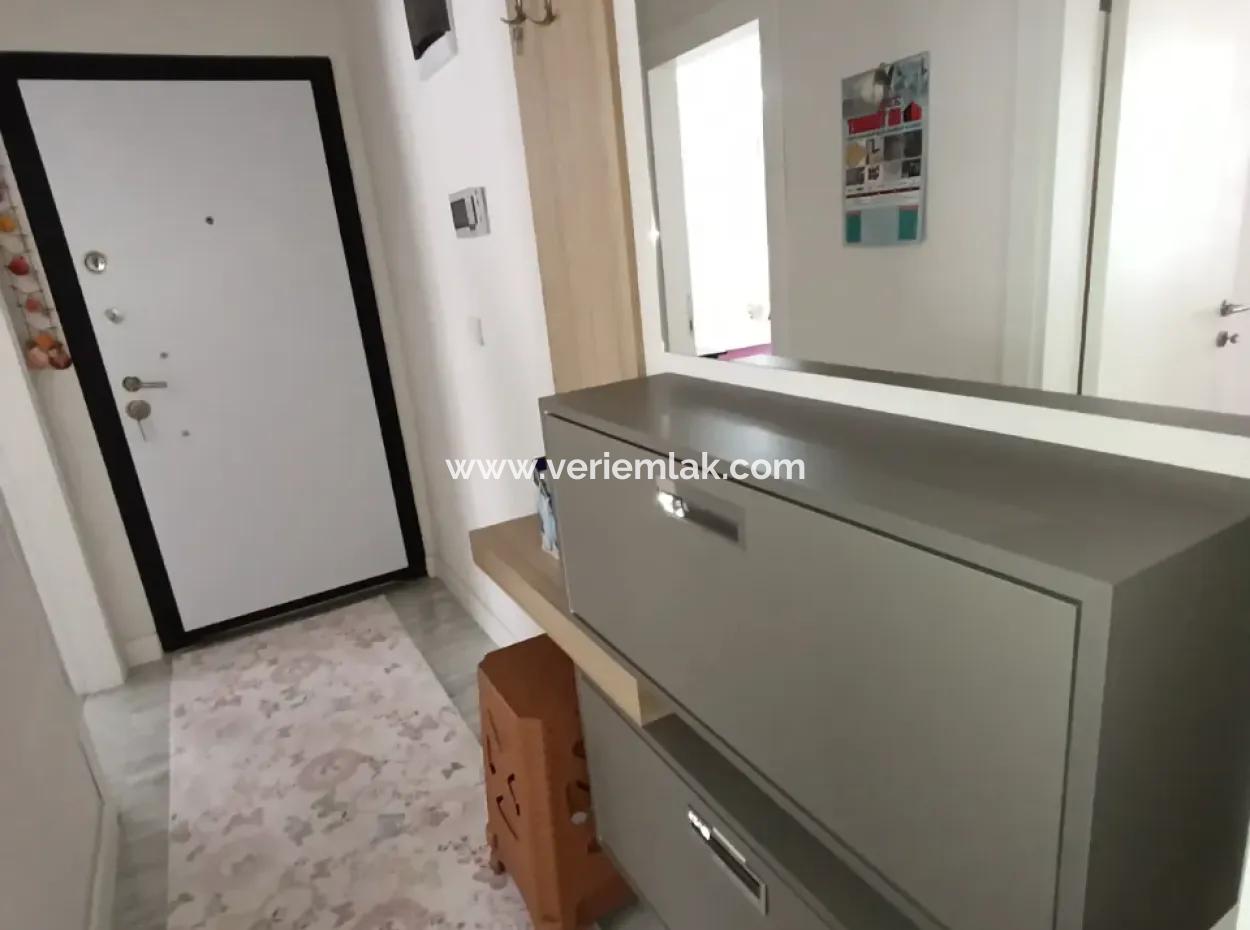 1 1 Apartment For Sale With Luxury Architecture In The Corner Location, In The Eylül Life Site, In The Neighborhood Of Seferihisar Çolakibrahimbey