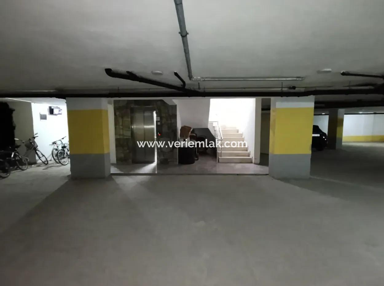 1 1 Apartment For Sale With Luxury Architecture In The Corner Location, In The Eylül Life Site, In The Neighborhood Of Seferihisar Çolakibrahimbey