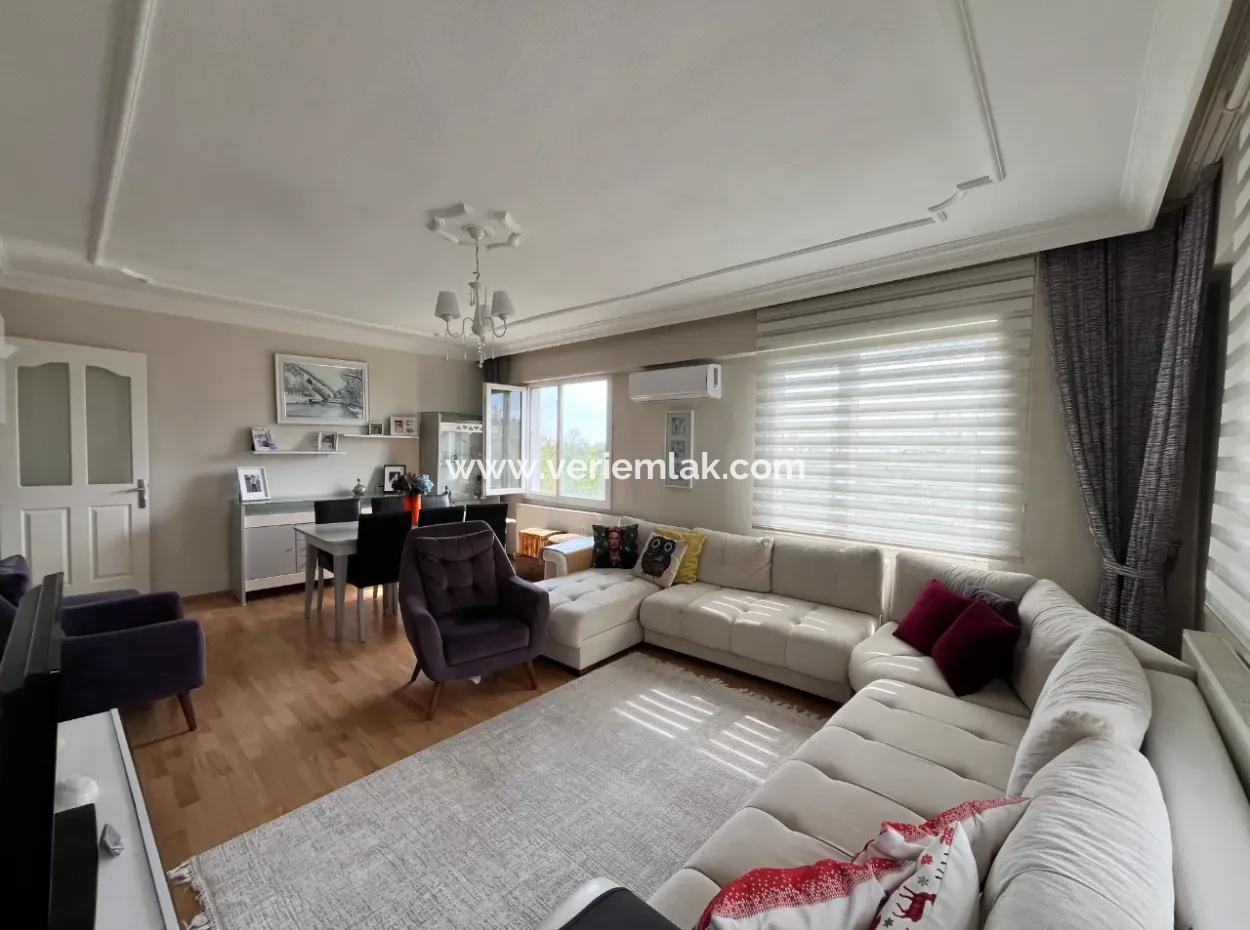 Spacious And Sparkling 3 1 Apartment On Gözsüzler Street, With Tangerine Garden View