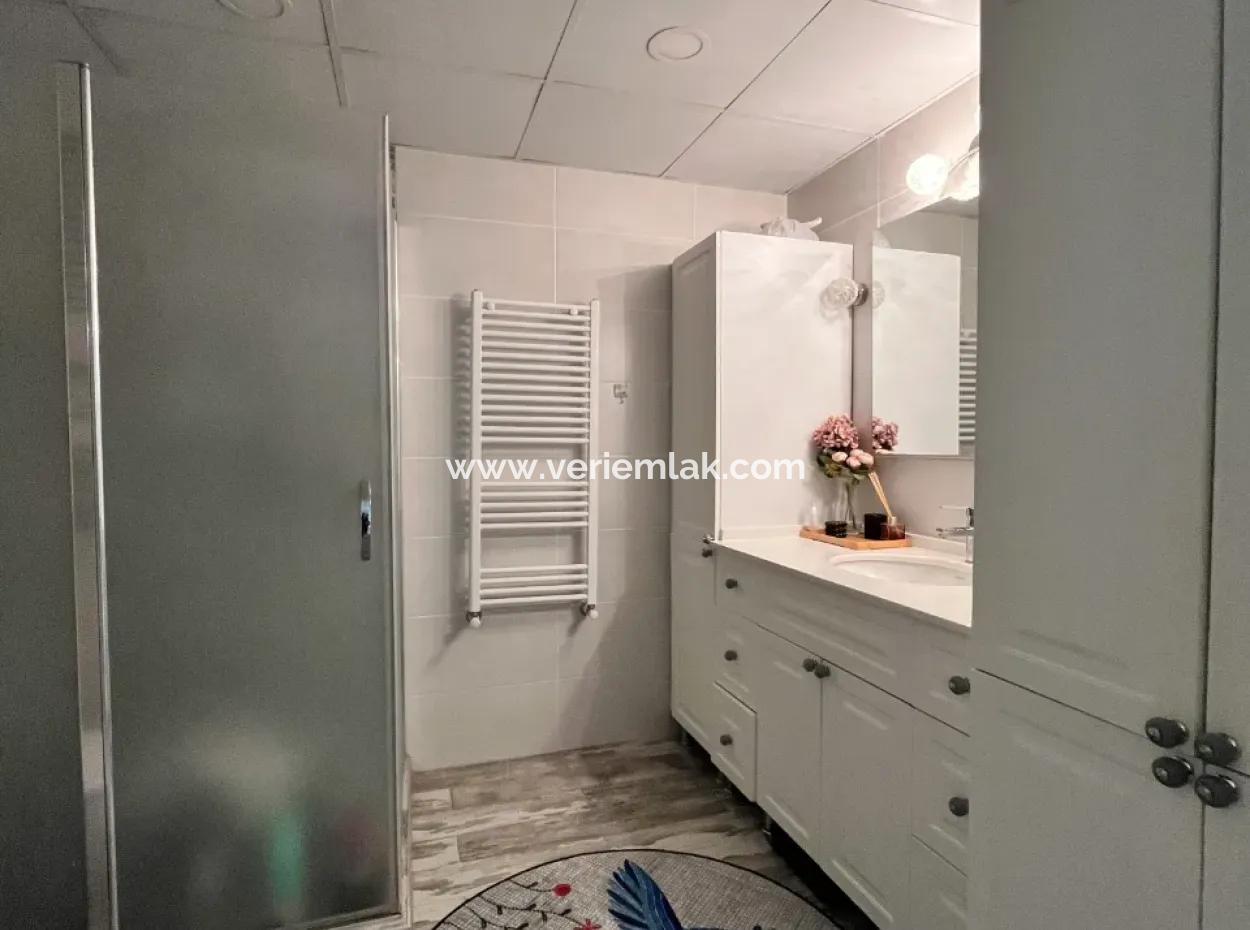 Spacious And Sparkling 3 1 Apartment On Gözsüzler Street, With Tangerine Garden View