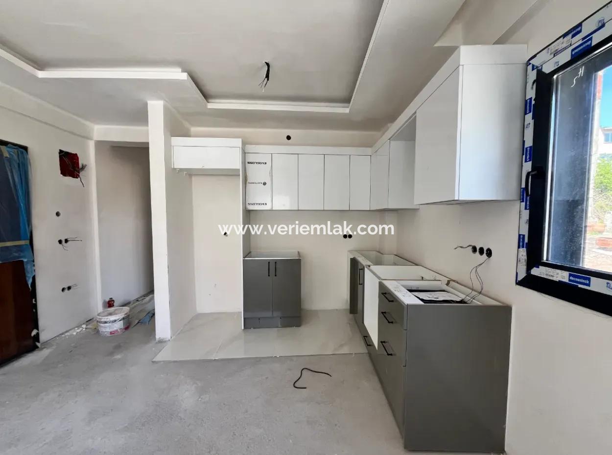 1 1 Corner Apartment For Sale In Seferihisar Hidirlik Neighborhood
