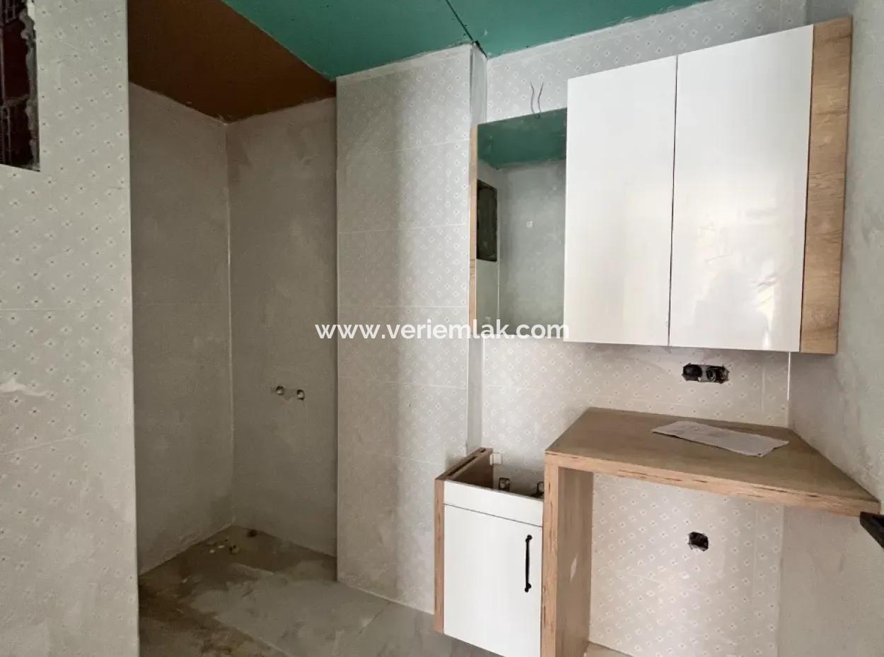 1 1 Corner Apartment For Sale In Seferihisar Hidirlik Neighborhood