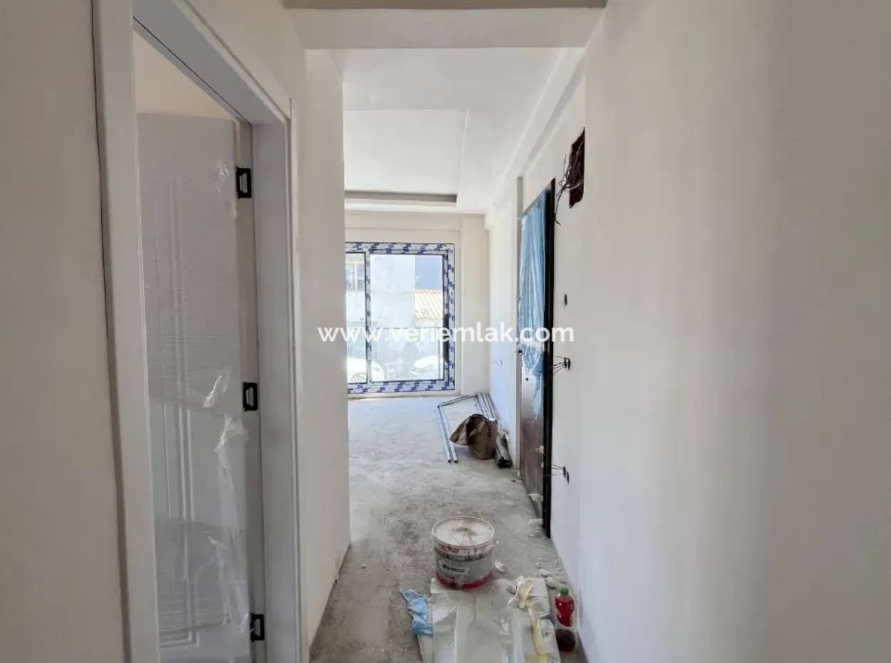 1 1 Corner Apartment For Sale In Seferihisar Hidirlik Neighborhood