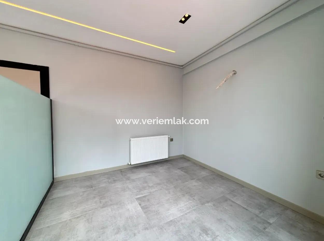 Centrally Located Office For Rent In Seferihisar Camikebir Neighborhood – Zero Building, Zero Use