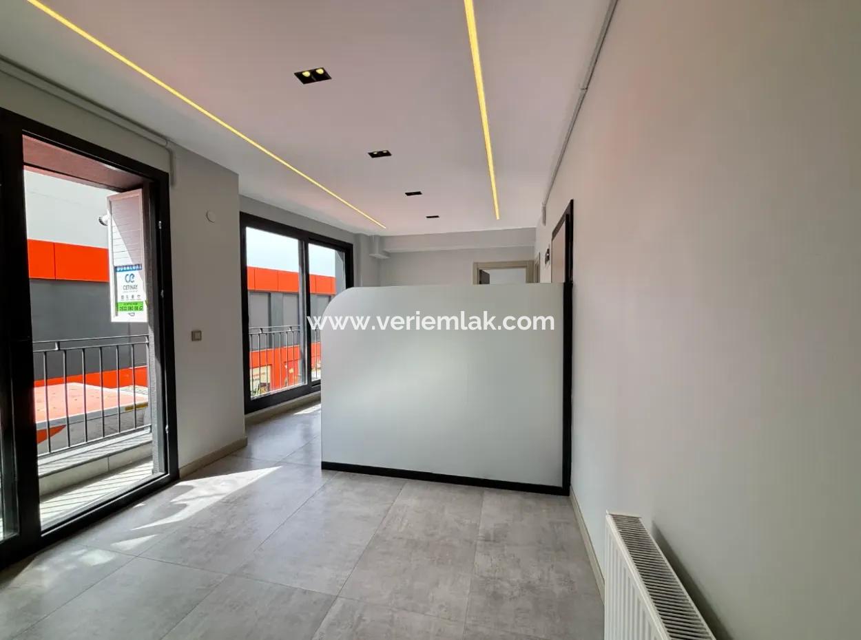 Centrally Located Office For Rent In Seferihisar Camikebir Neighborhood – Zero Building, Zero Use