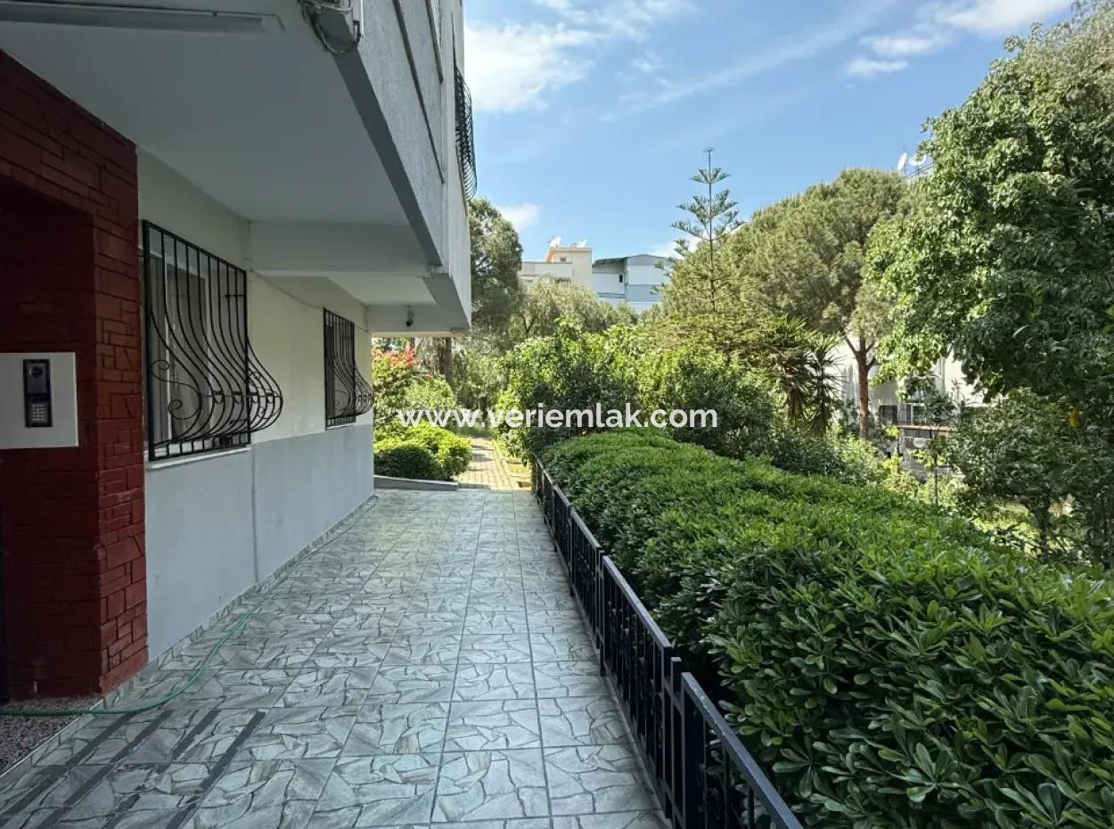 3 In 1 Apartment With View, Spacious And Useful In Balçova Cable Car Neighborhood