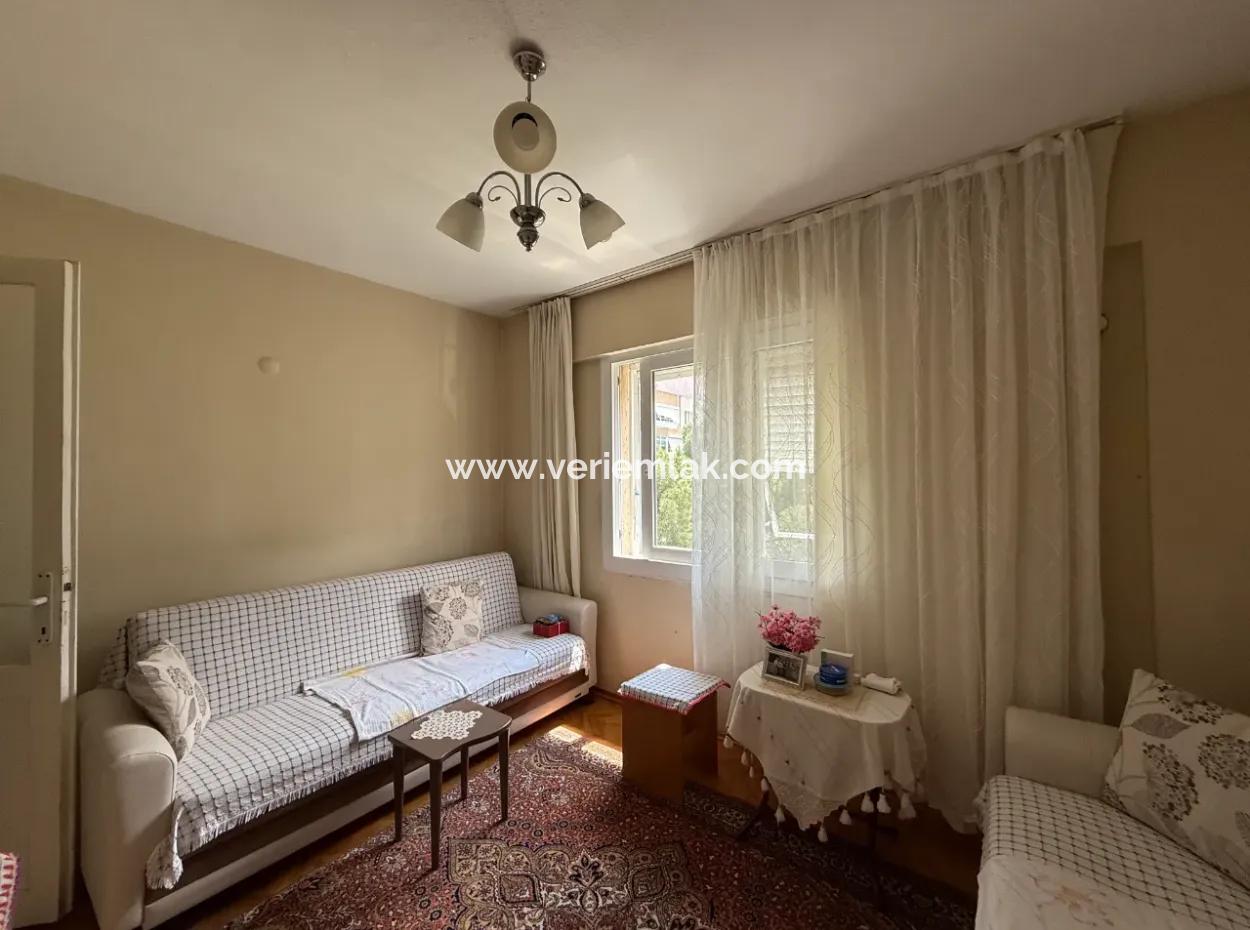 3 In 1 Apartment With View, Spacious And Useful In Balçova Cable Car Neighborhood