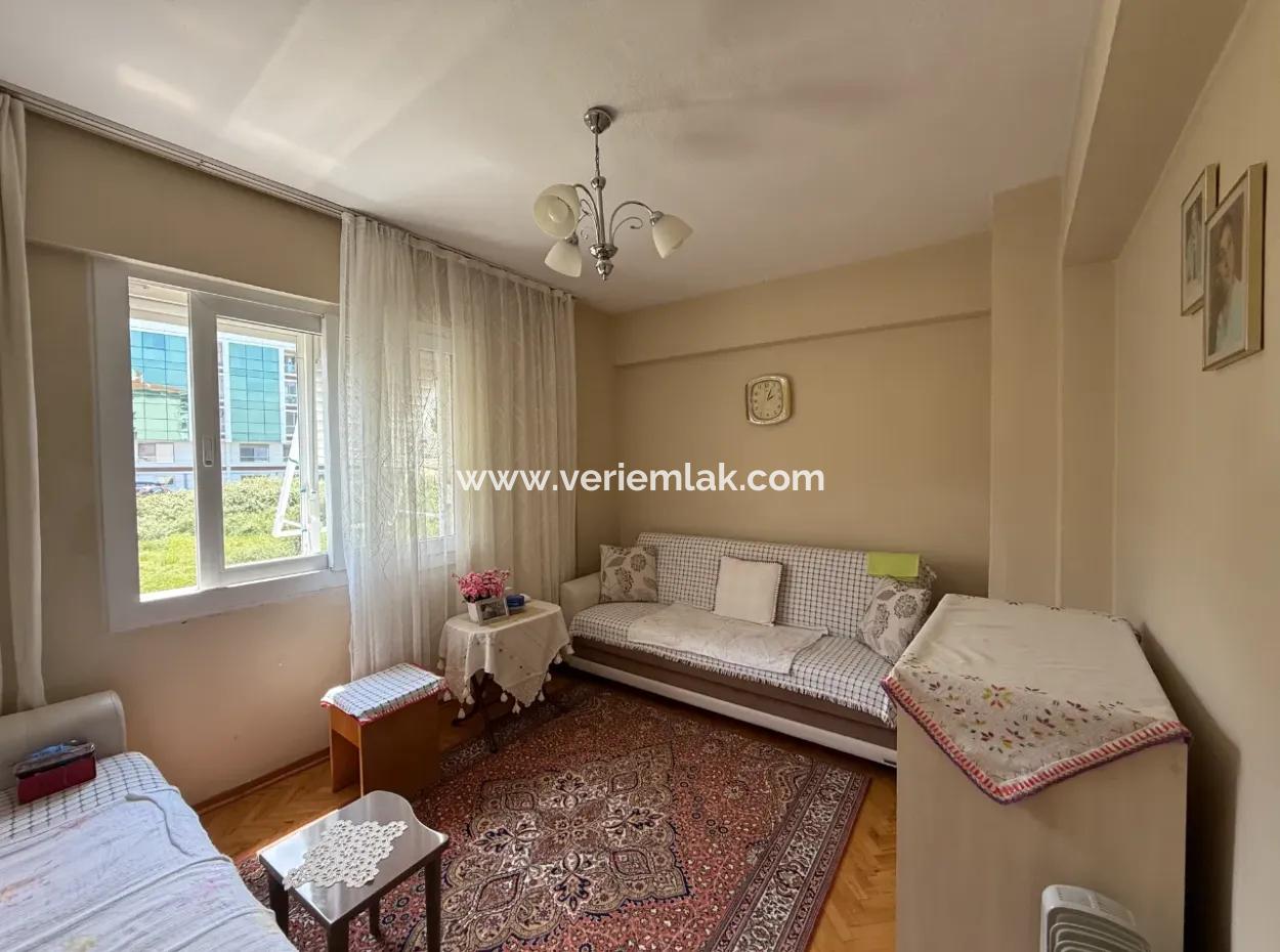 3 In 1 Apartment With View, Spacious And Useful In Balçova Cable Car Neighborhood