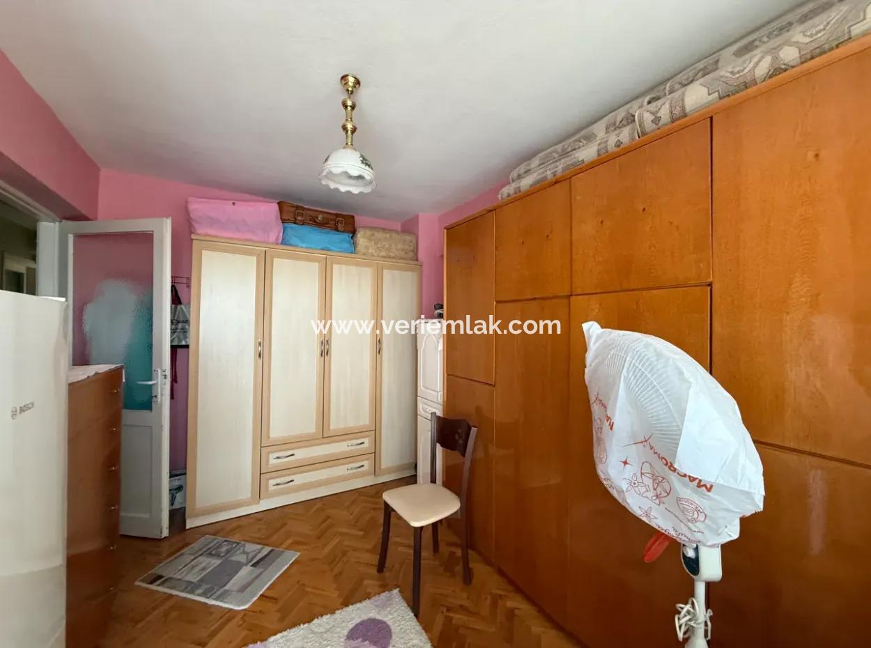 3 In 1 Apartment With View, Spacious And Useful In Balçova Cable Car Neighborhood