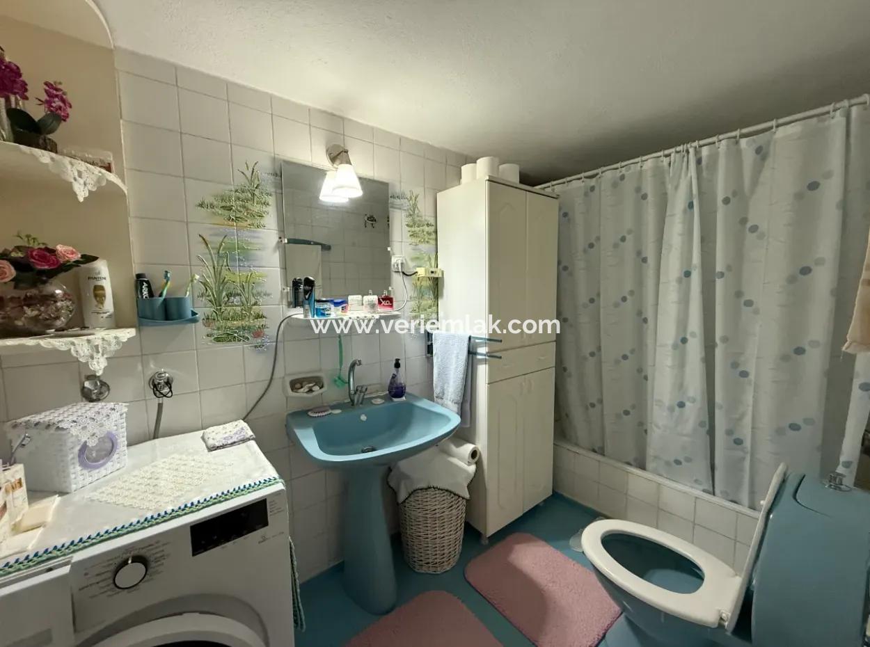 3 In 1 Apartment With View, Spacious And Useful In Balçova Cable Car Neighborhood