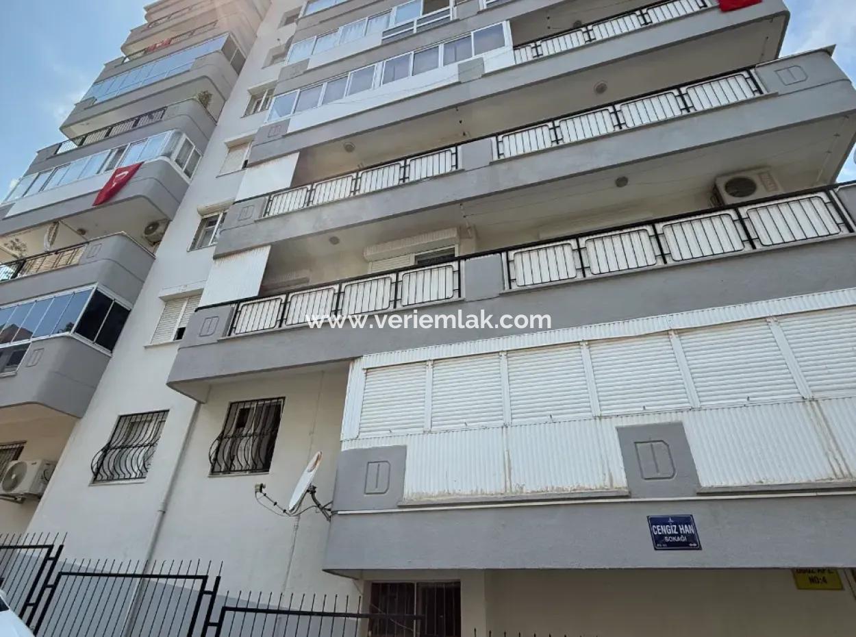 3 In 1 Apartment With View, Spacious And Useful In Balçova Cable Car Neighborhood