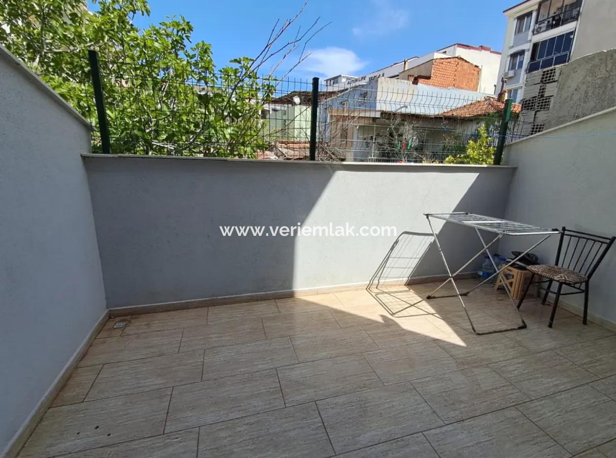 Comfortable Apartment In The Center Of Seferihisar With Terrace, Underfloor Heating, Electric Shutters!