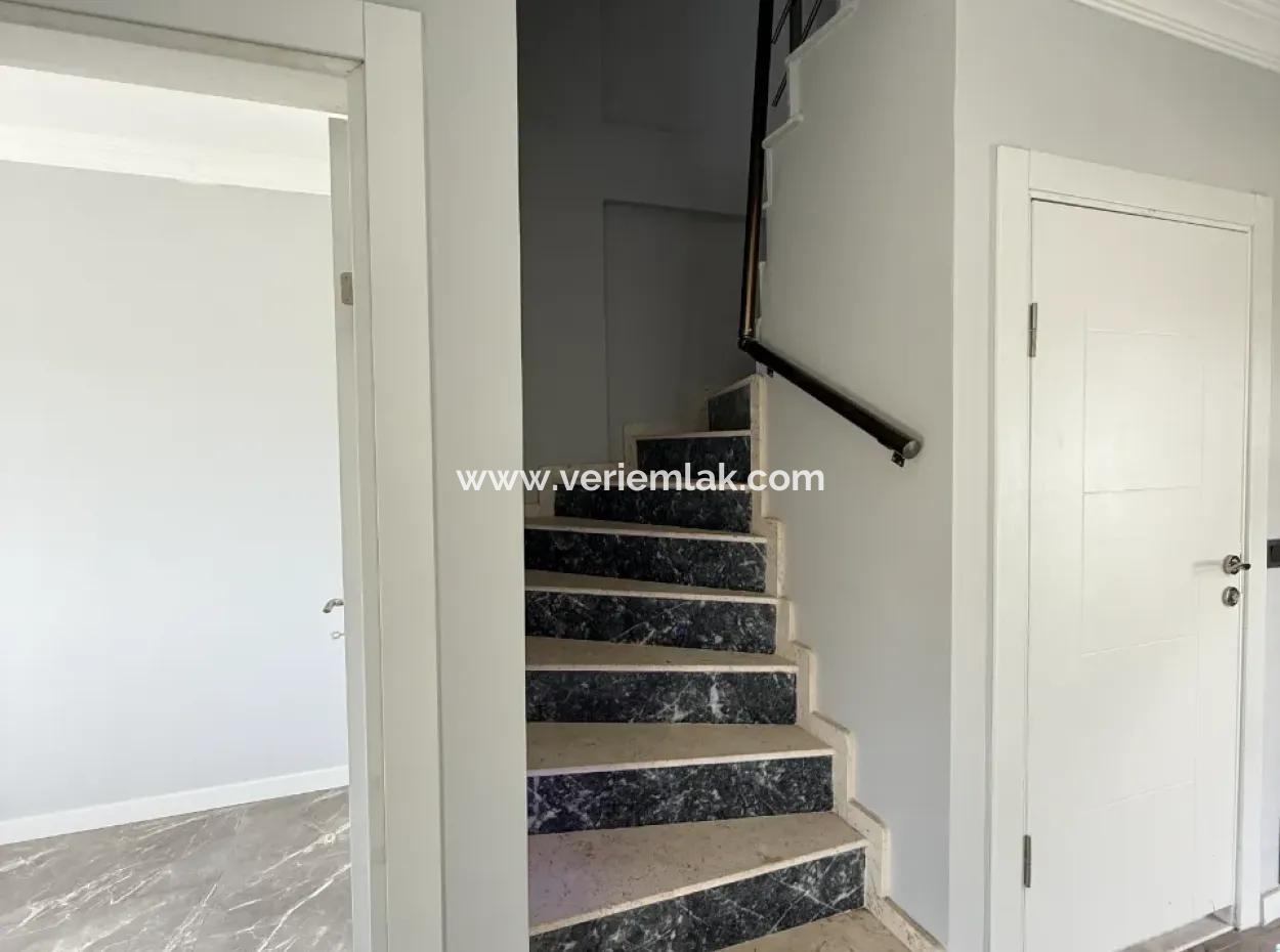 Luxury Villa Within Walking Distance Of The Sea, Large Garden, Sea View In Seferihisar Akarca!