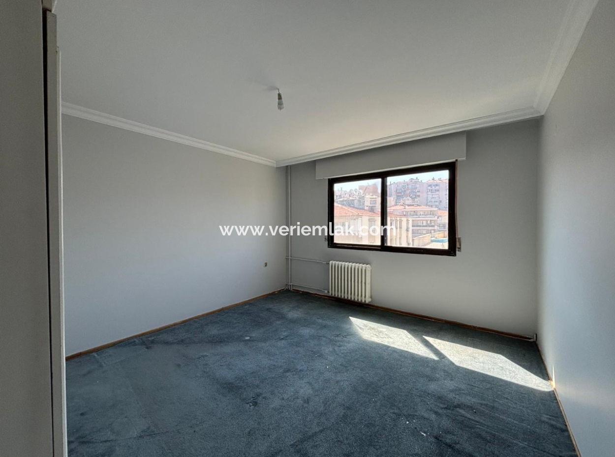 Mithatpaşa Göztepede 4 1 220M2 7Th Floor Mansion Apartment For Rent