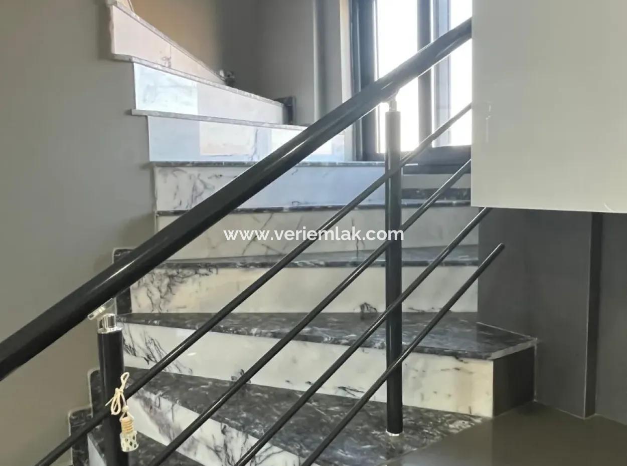 Duplex Villa For Sale In Seferihisar Akarca With Sea And Nature View