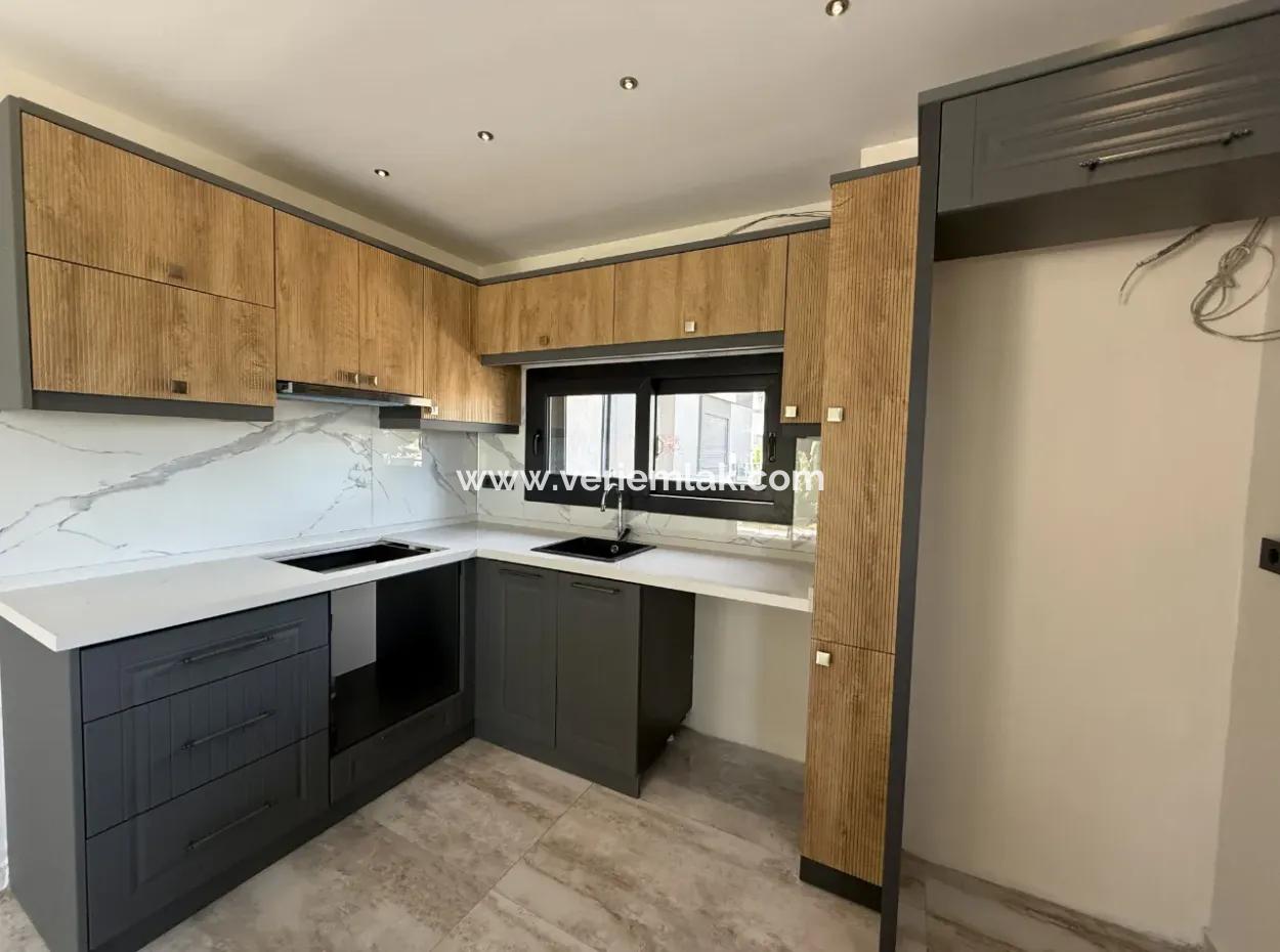 3 In 1 Villa With Pool, Garden And Wide Use In Doganbey