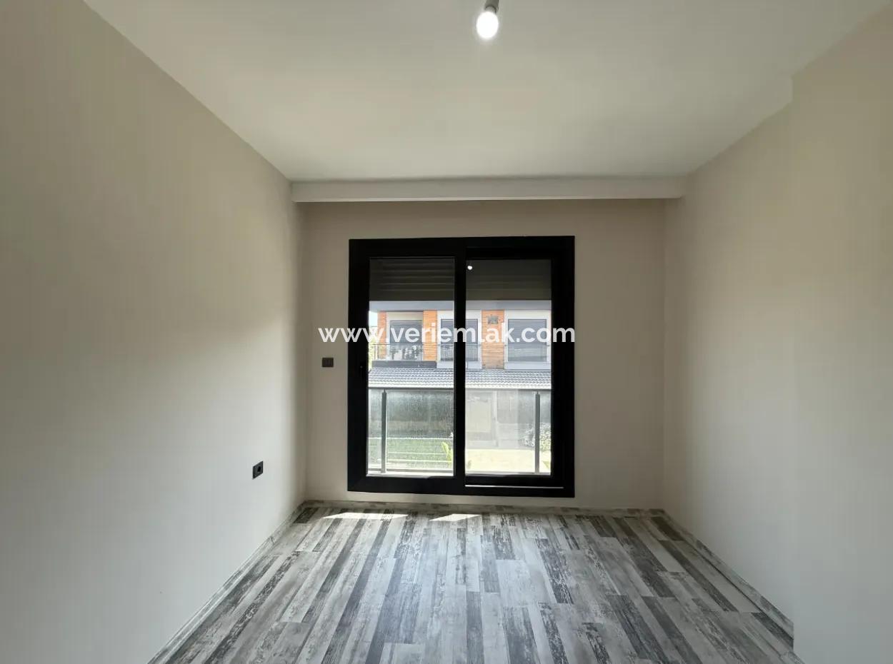 3 In 1 Villa With Pool, Garden And Wide Use In Doganbey