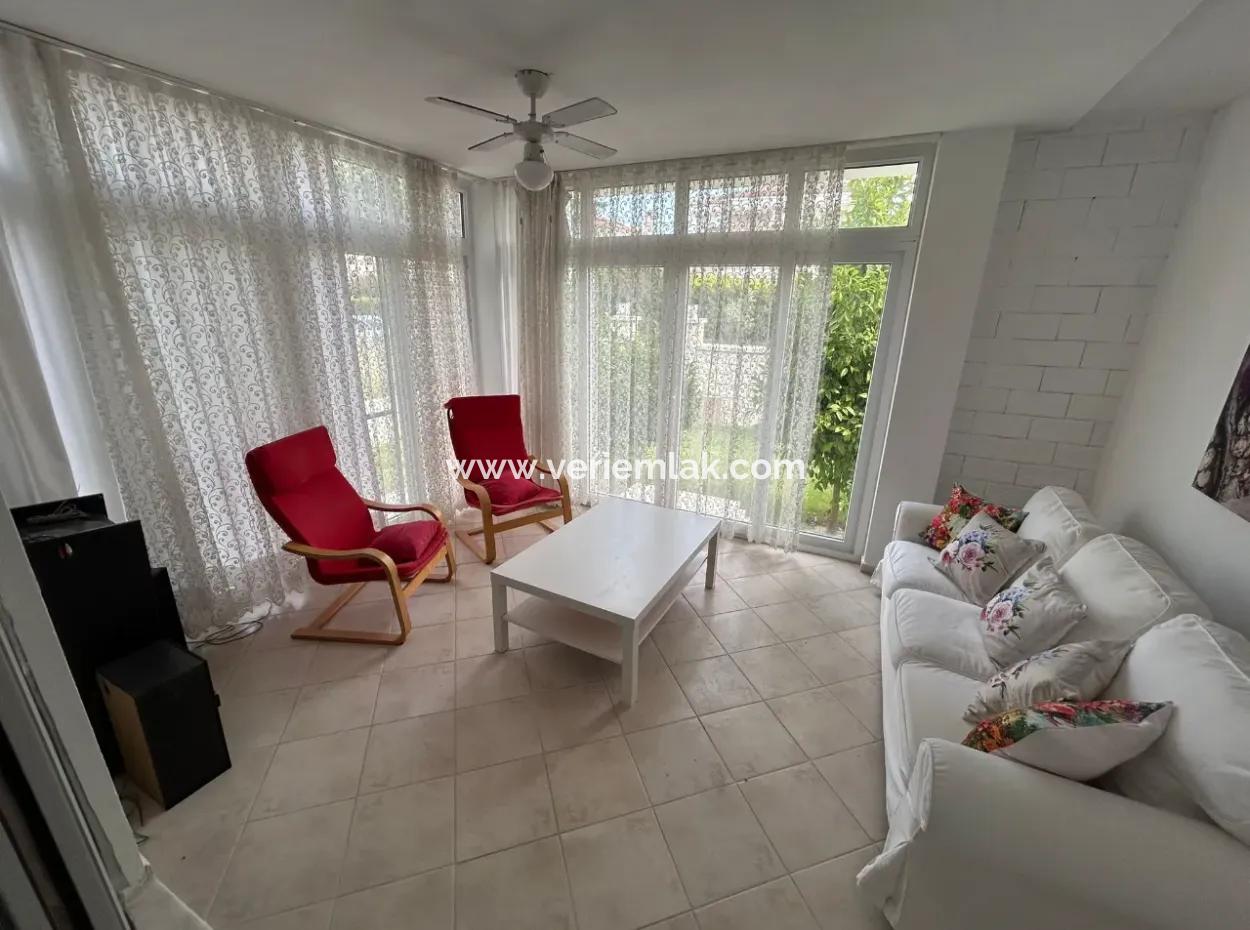 Seasonal Rental Detached Villa In The Heart Of Alacati – 3 1 – Garden – No Cost – 150 M²