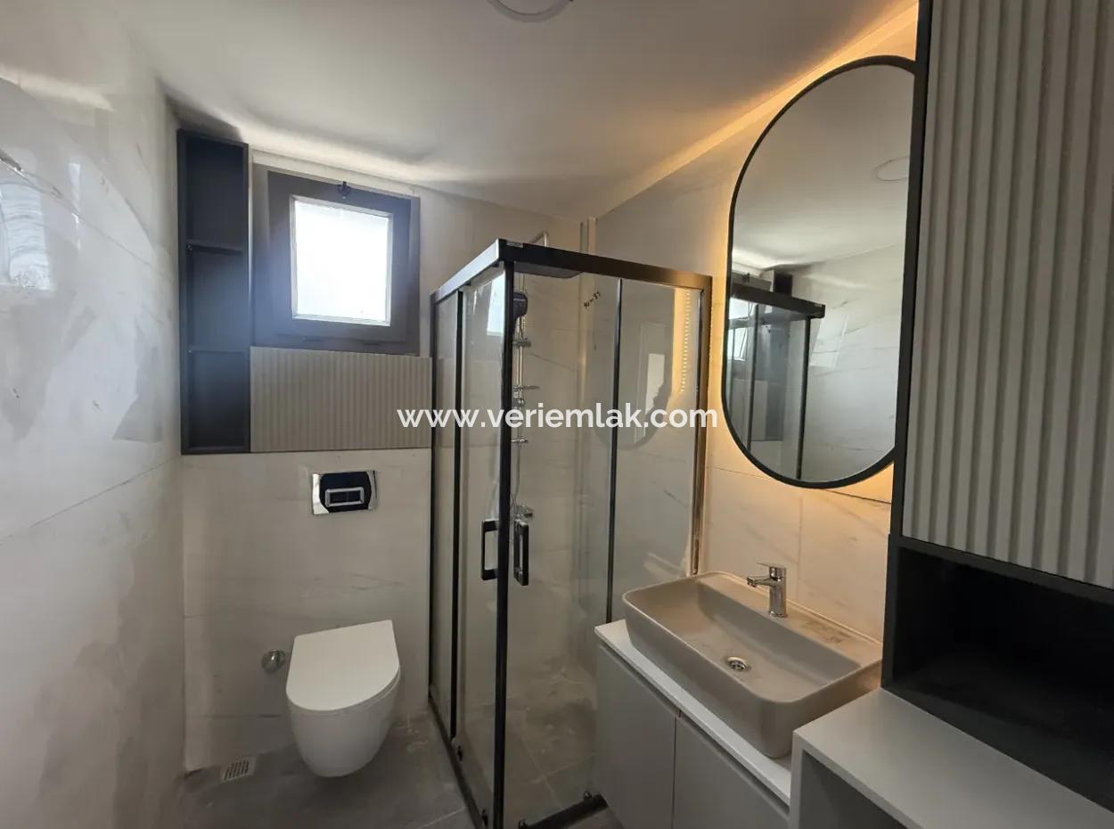 Meeting Point Of Modern Comfort And Luxury Touches: Apartment For Sale In Seferihisar Çolakibrahimbey