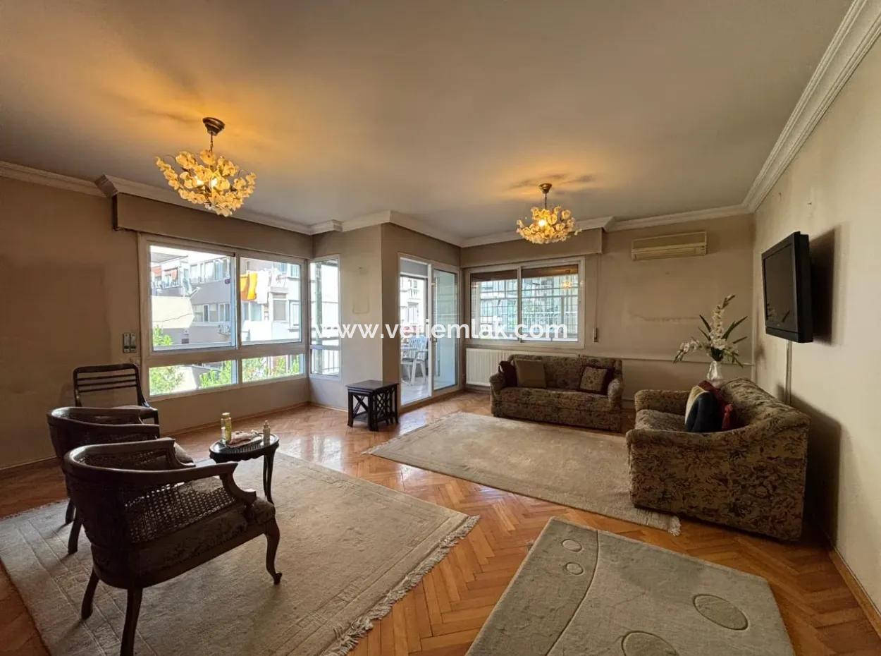 Alsancak Culture District Gül Street 3 1 Corner Empty Apartment For Sale