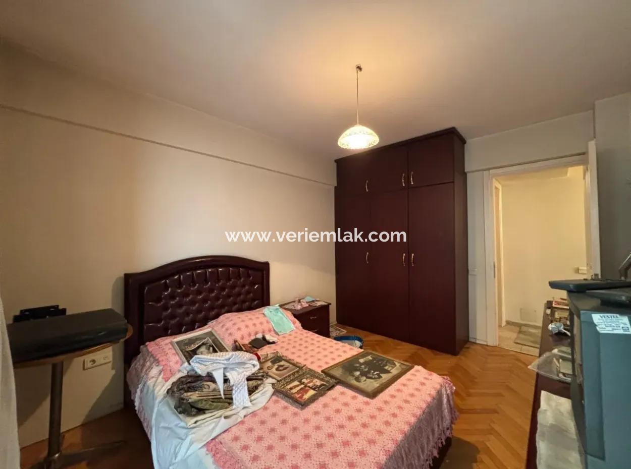 Alsancak Culture District Gül Street 3 1 Corner Empty Apartment For Sale
