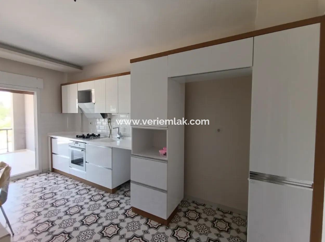 Spacious Apartment On The Main Road Of Seferihisar Izmir, Specially Planned For Parents, Free Of Cost